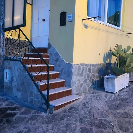 Residenza Mena Marina Corricella Apartment Procida Luaran gambar